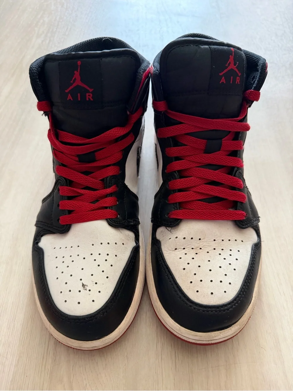 Jordan Air Jordan 1 Mid Gym Red Black Toe White Red Black DQ8426-106 Sz 7.5